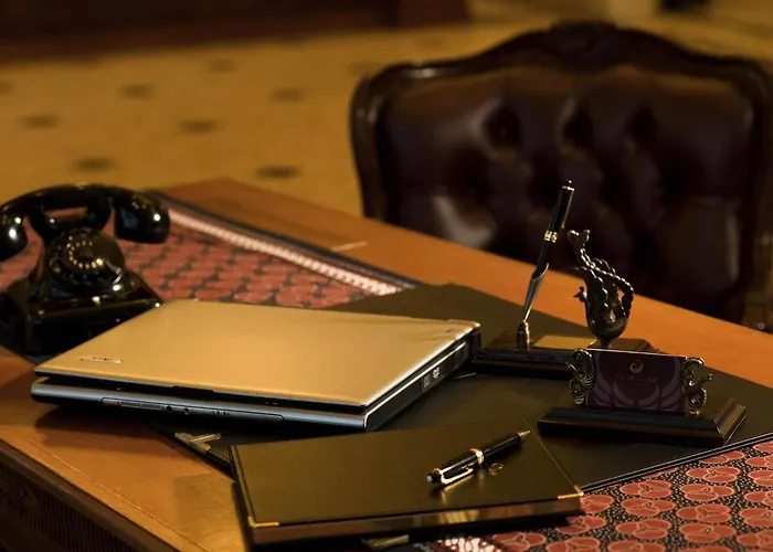 Phoenix - Handwritten CollectionHotel Jogja